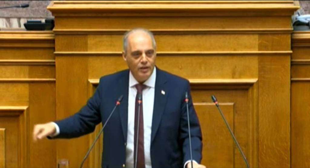 Kυριάκος Βελόπουλος για Μίχο: Αθώος ο Μίχος και ένοχη η μάνα – Αυτό στην πιάτσα το λένε μπάζωμα, όπως το μπάζωμα των Τεμπών