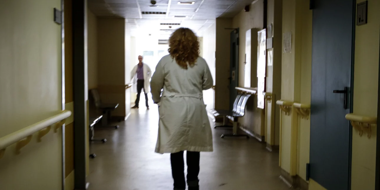 Σωτήρης Τσιόδρας: «Όποιος έχει συμπτώματα μηνιγγίτιδας να απομονωθεί ακριβώς όπως την περίοδο Covid. Είναι απλό»