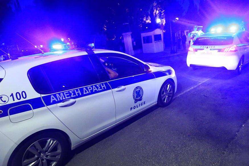 Αθήνα: Έκρηξη από γκαζάκια σε είσοδο κολεγίου στον Ταύρο