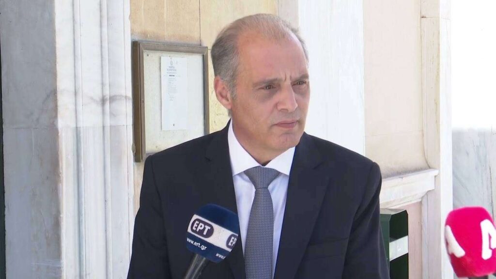 Σκληρή απάντηση Βελόπουλου στην επίθεση Μητσοτάκη για την τραγωδία των Τεμπών: “ Ο Πρωθυπουργός συνεχίζει να κάνει πολιτική καριέρα με ψέματα – Οι νεκροί ζητούν δικαίωση και θα έρθει με εμάς”