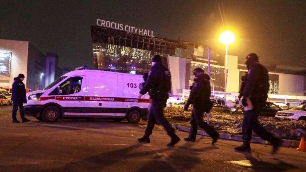 Μόσχα: Στους 115 οι νεκροί από την τρομοκρατική επίθεση