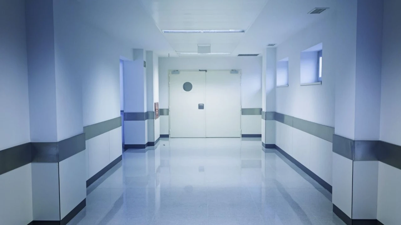 Όλα έτοιμα για τα απογευματινά χειρουργεία - Υπογράφηκε η ΚΥΑ για το «νόμιμο» φακελάκι