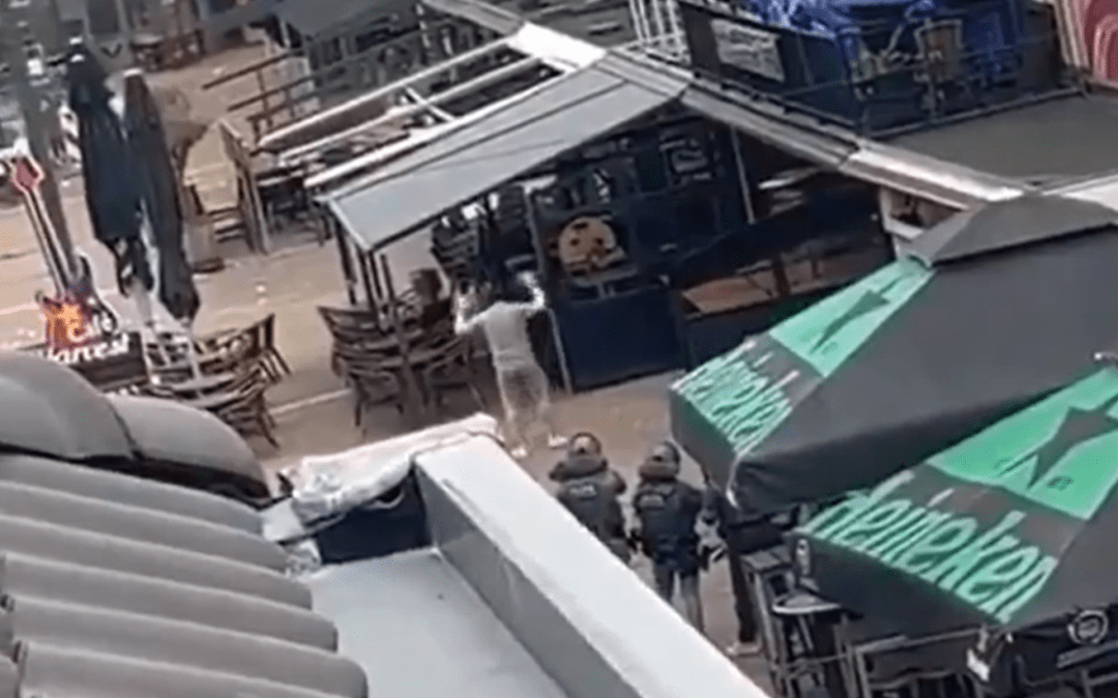 Λήξη συναγερμού στην Ολλανδία – Συνελήφθη ο δράστης που κρατούσε ομήρους σε καφετέρια στην πόλη Έντε