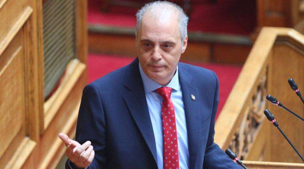 Ο Κ. Βελόπουλος απαντά σε Ιερώνυμο: “Κανείς πολιτικός δεν πρέπει να δίνει οδηγίες στον κλήρο, αλλά και η ιεραρχία δεν θα πρέπει να οδηγεί τους πιστούς σε συγκεκριμένους πολιτικούς χώρους”