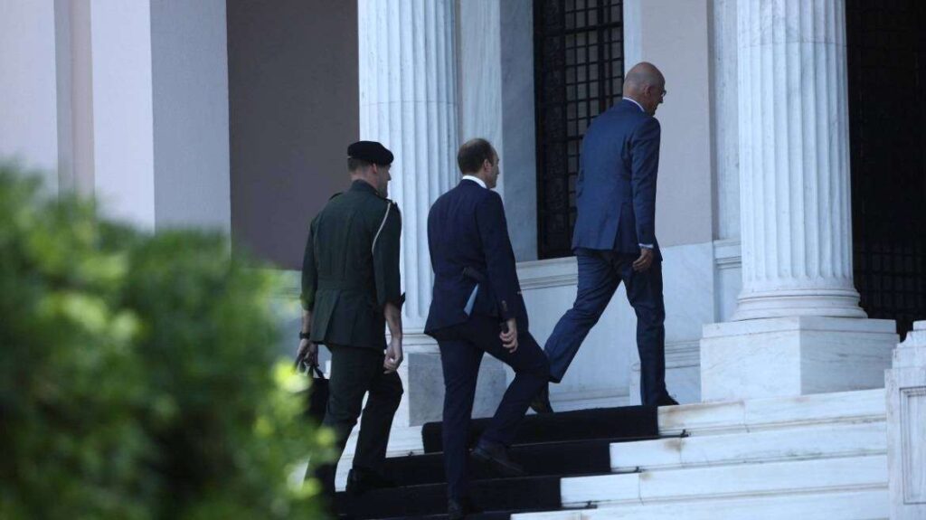 Έκτακτο ΚΥΣΕΑ για τις ανησυχητικές εξελίξεις στη Μέση Ανατολή – Καταδικάζει τις επιθέσεις του ΙΡΑΝ το ΥΠΕΞ