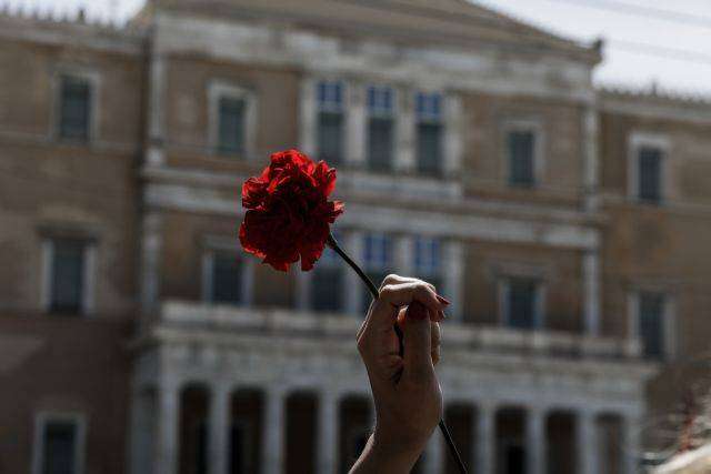 Κάλεσμα ΓΣΕΕ και ΑΔΕΔΥ για απεργιακή πρωτομαγιά την Μεγάλη Τετάρτη – “Όχι περιφερόμενη και μεταφερόμενη αργία”