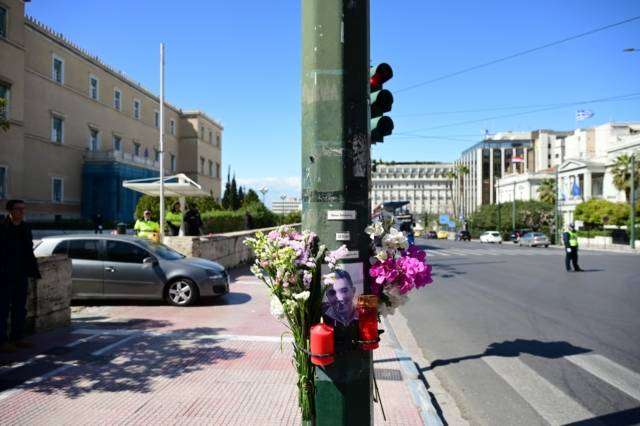Ένοχος κρίθηκε ο αστυνομικός και οδηγός της Ντόρας Μπακογιάννη για το θάνατο του 22χρονου Ιάσονα στο τροχαίο έξω από τη Βουλή