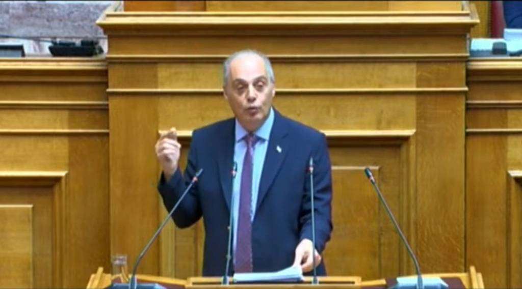 Κυριάκος Βελόπουλος: «Το μόνο που ενδιαφέρει τον Πρωθυπουργό είναι να μην του πειράξουν το παρακράτος του Κολωνακίου»