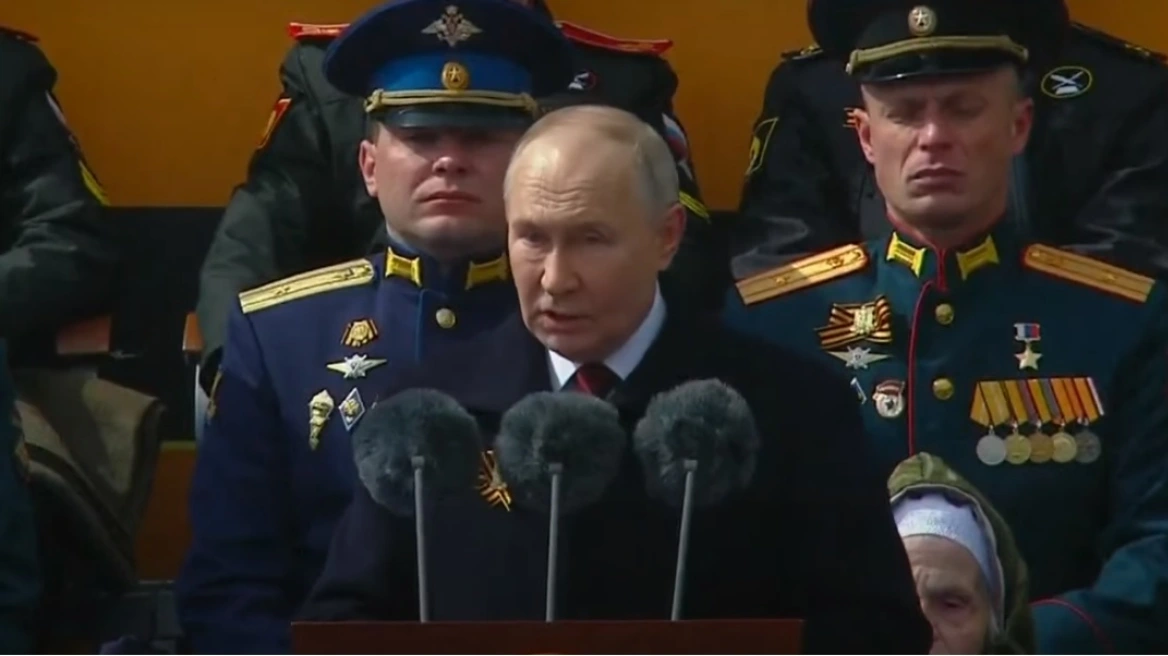 Βλαντιμίρ Πούτιν: "Είμαστε πάντα σε πολεμική ετοιμότητα"