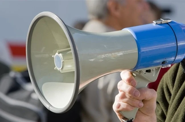 Θεσσαλονίκη: Στους δρόμους εργαζόμενοι του ΕΚΑΒ και συνταξιούχοι