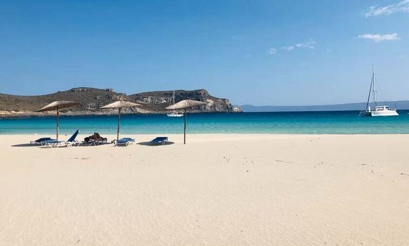 “Κοινωνικός Τουρισμός 2024-2025”: Τα κριτήρια για 300.000 δικαιούχους