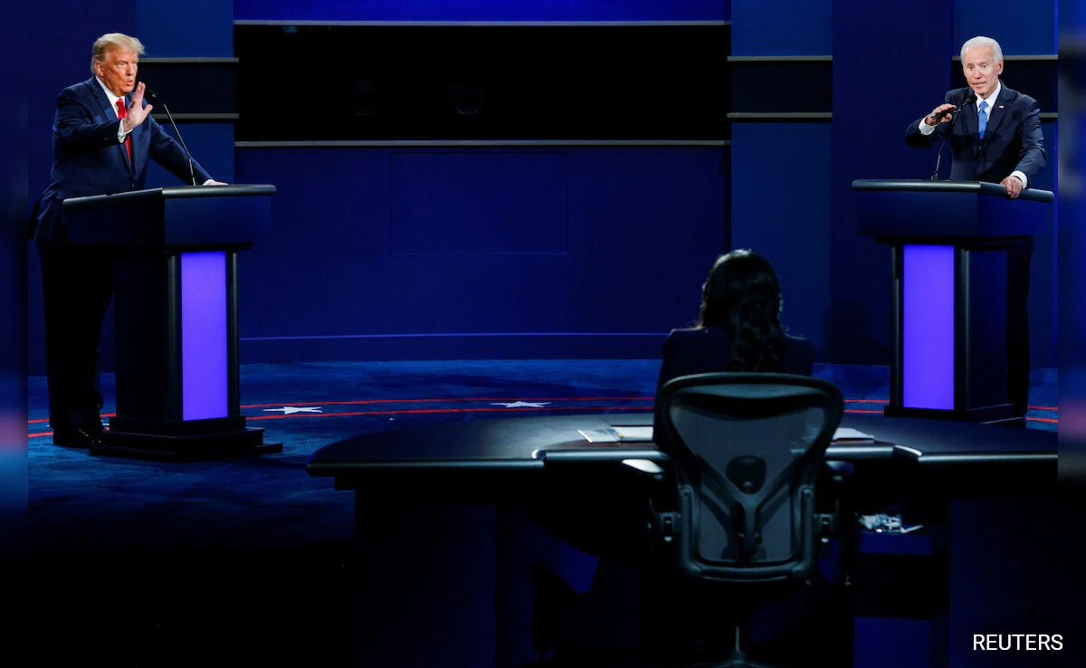 To πρώτο debate Τραμπ – Μπάιντεν: Αντάλλαξαν κατηγορίες και προσβολές, όχι όμως χειραψία