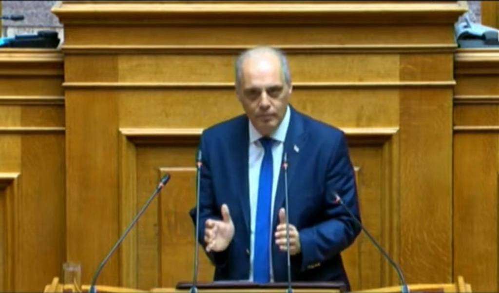 Κυριάκος Βελόπουλος: «Να ελεγχθούν από ανεξάρτητους ορκωτούς λογιστές όλα τα κόμματα για να βρεθεί το μαύρο χρήμα».
