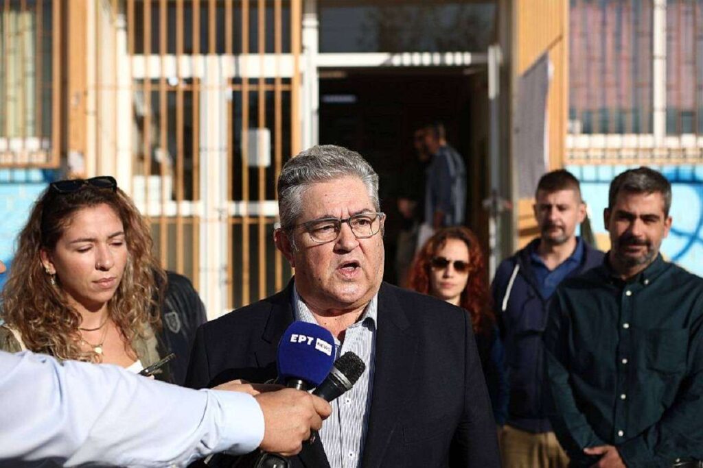 Ψήφισε ο Δημήτρης Κουτσούμπας: Ψηφίζουμε για να κοντύνουμε την αντιλαϊκή πολιτική