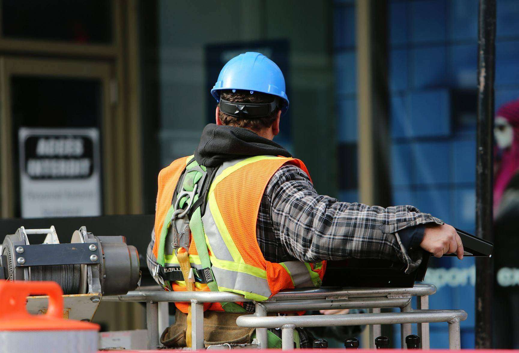 Τέλος το πενθήμερο – Αντίστροφη μέτρηση για την εξαήμερη εργασία