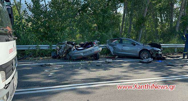 Ξάνθη: Θανατηφόρο τροχαίο μετά από σύγκρουση ΙΧ με λεωφορείο – Τέσσερις νεκροί (βίντεο & φωτο)