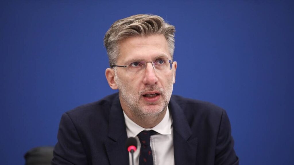 Σκέρτσος: Το ίδιο προϊόν που αγοράζει φθηνότερα ο Γερμανός από τον Έλληνα είναι επειδή είναι υποδεέστερο