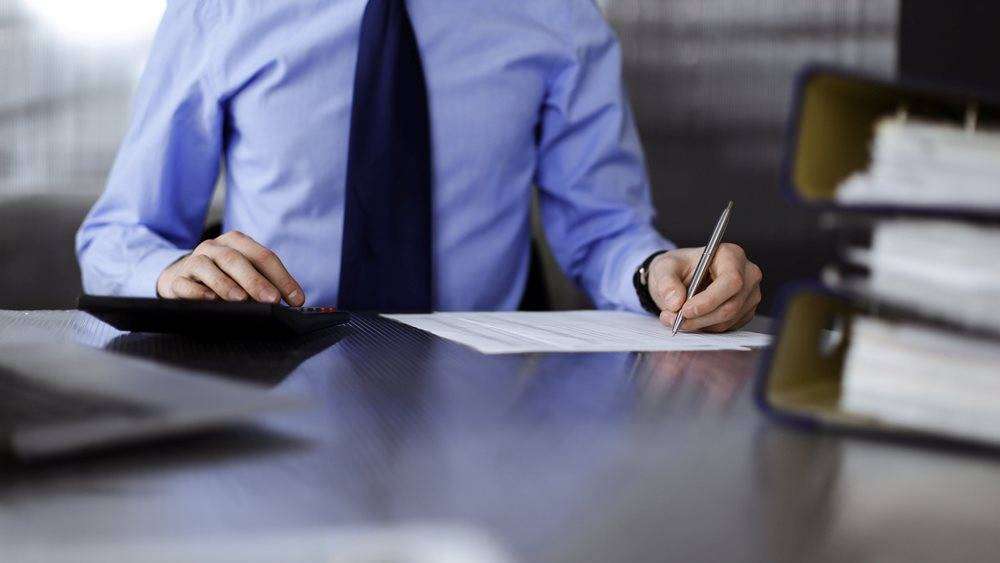 Δουλεύουμε 175 ημέρες το χρόνο για φόρους και εισφορές