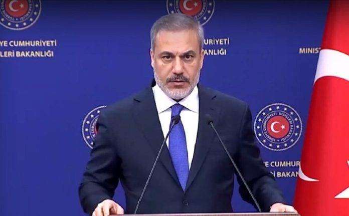 Προκλητικός για άλλη μια φορά ο Χακάν Φιντάν  έκανε λόγο για “Δίκαιη μοιρασιά του Αιγαίου”