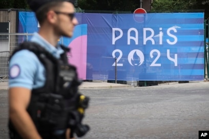 With AI, jets and police, Paris is securing Olympics — and worrying critics