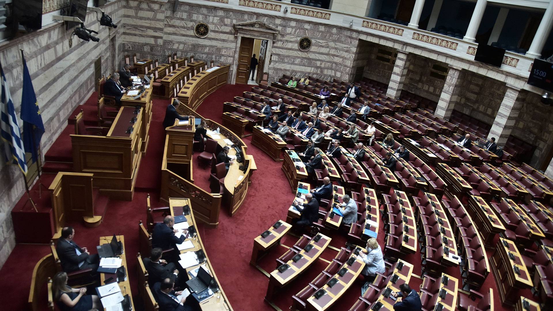 Εντάσεις στη Βουλή για το πόρισμα του Αρείου Πάγου: «Το θέμα έληξε, θα ζητήσετε συγγνώμη από τον Δημητριάδη»