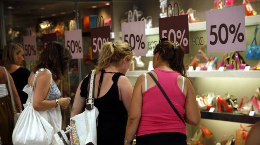 Τη Δευτέρα 8 Ιουλίου ξεκινάνε οι θερινές εκπτώσεις