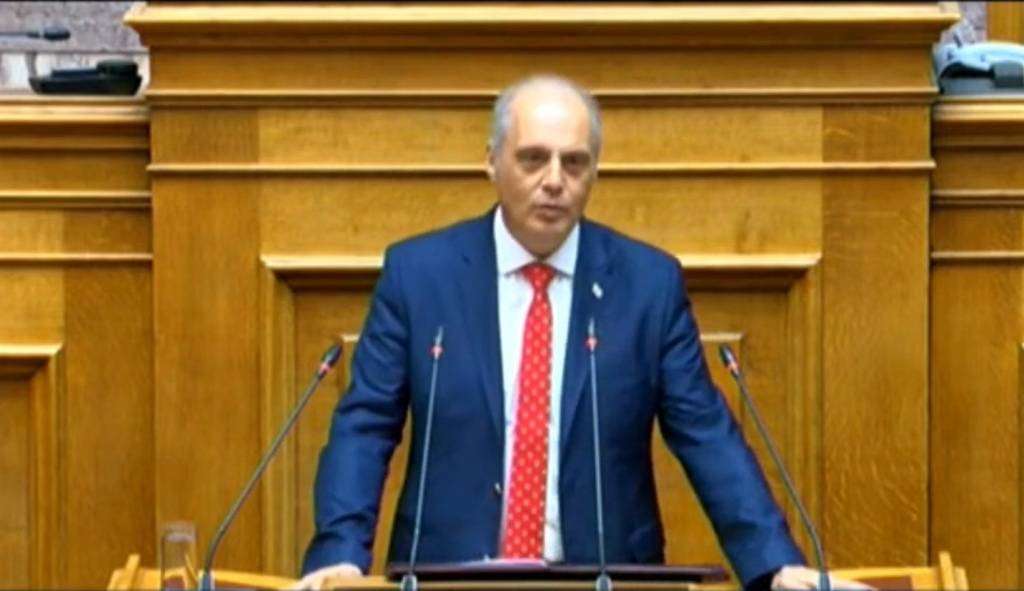 Κυριάκος Βελόπουλος: «Απογυμνώσατε τα νησιά του Ανατολικού Αιγαίου και ανοίξατε κερκόπορτα, όπως έκανε ο Ιωαννίδης στην Κύπρο»