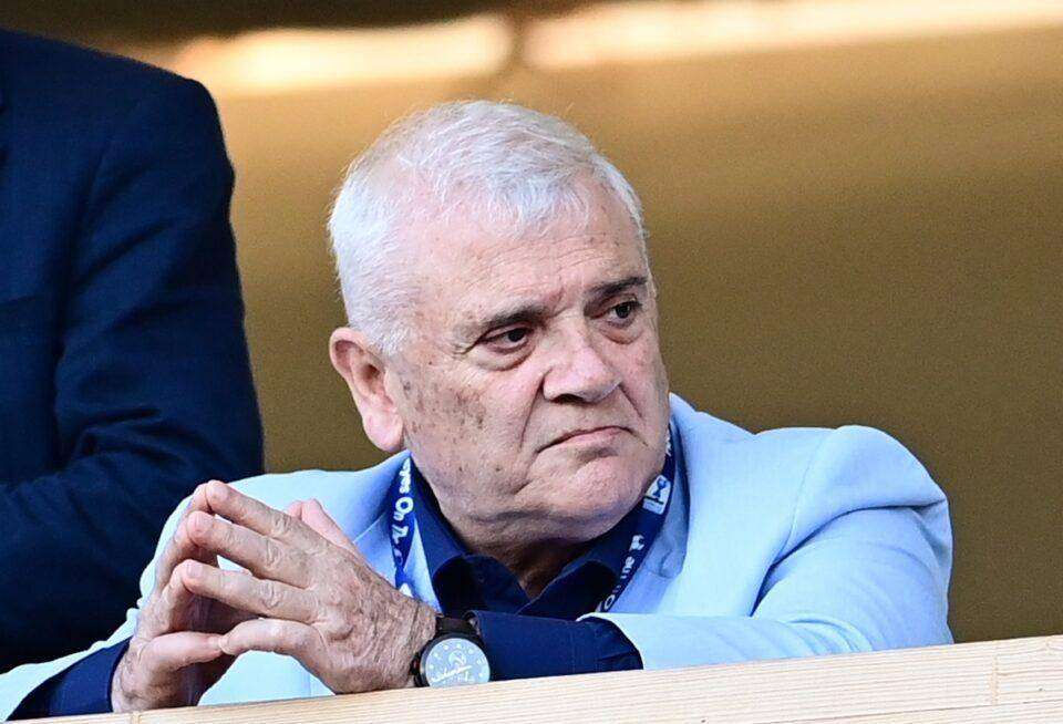 ο Μελισσανίδης πουλάει την ΑΕΚ και αγοράζει εκτάσεις γης