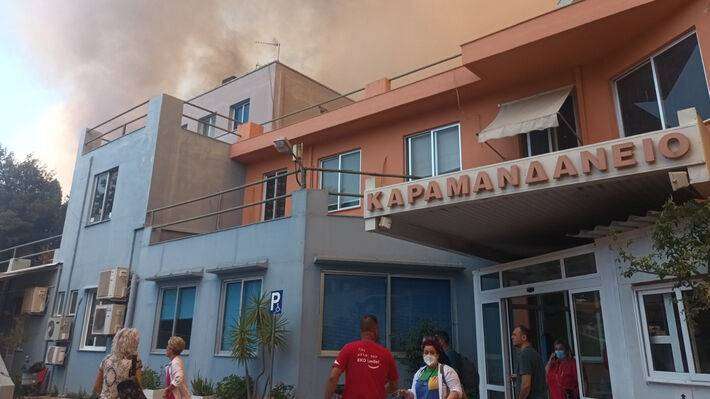 Επαναλειτουργία του Καραμανδάνειου στην Πάτρα μετά την εκκένωσή του λόγω φωτιάς