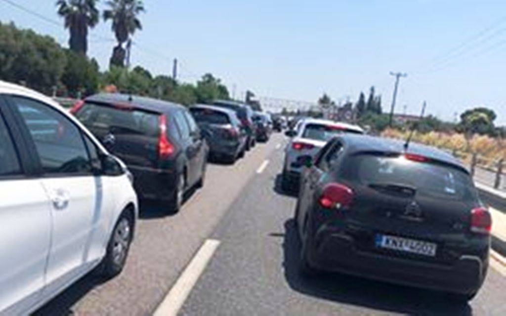 Χαλκιδική: Εκτροπή ΙΧ στη Μουδανιών – Ουρά οχημάτων έξω από την Τρίγλια