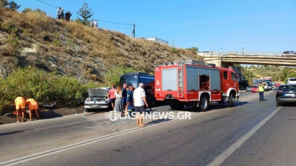 Χανιά: Σύγκρουση ΙΧ με τουριστικό βανάκι – Δύο νεκροί και δύο σοβαρά τραυματισμένοι
