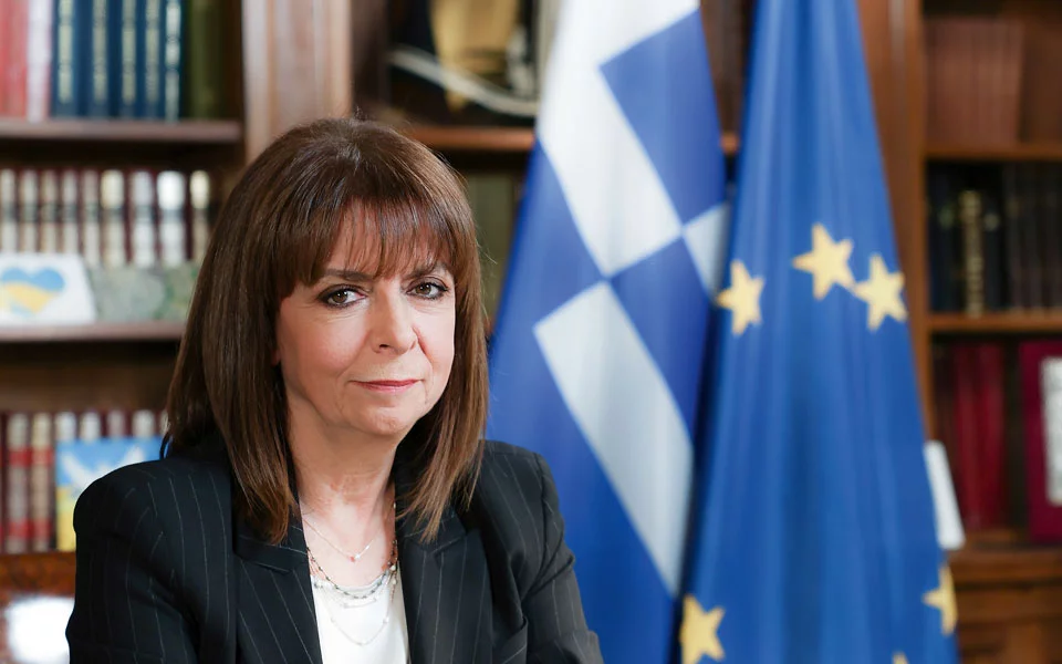 Σακελλαροπούλου: Η γυναίκα που ευθύνεται για την καταστροφή του περιβάλλοντος μάς κάλεσε να προστατέψουμε το περιβάλλον