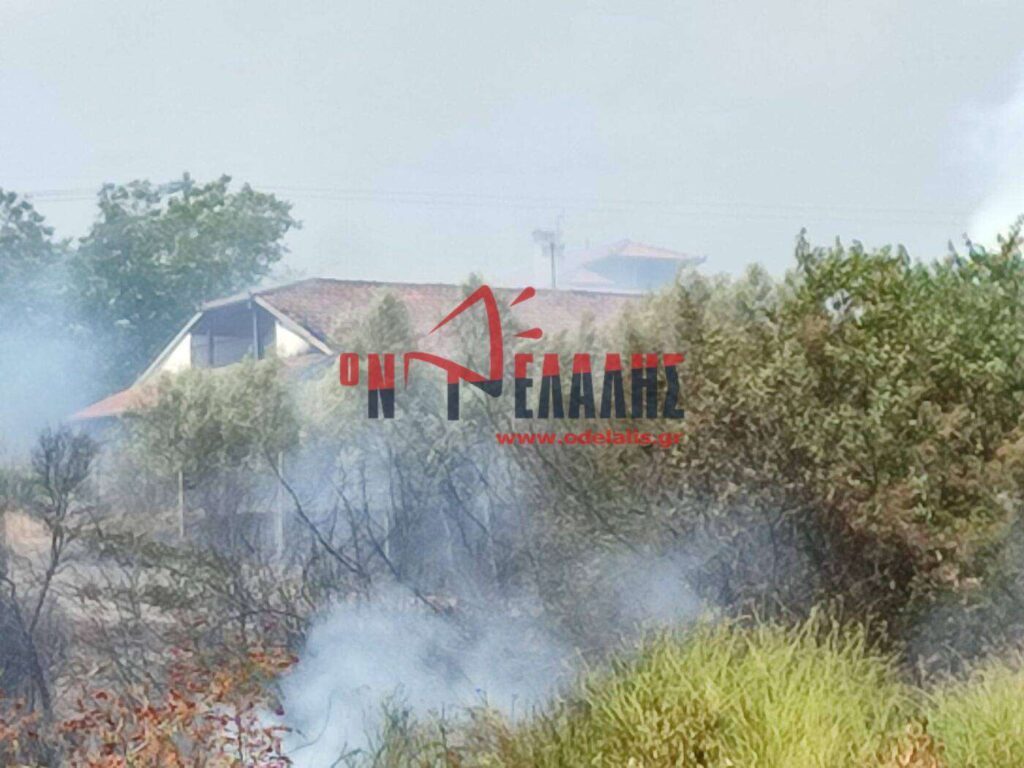 Πλάκα Λιτοχώρου: Εξαπλώνεται η φωτιά – Κάηκε μια εξοχική κατοικία