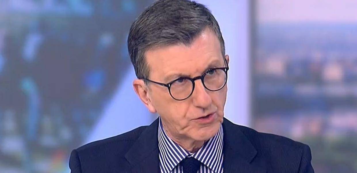 Πορτοσάλτε : Συνέστησε στους Έλληνες να μην πηγαίνουν διακοπές τον Αύγουστο για να διευκολυνθούν οι τουρίστες.