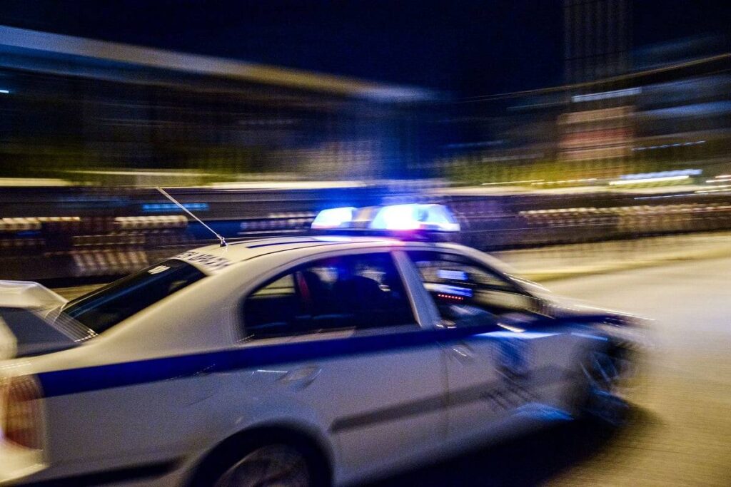 Άγρια συμπλοκή σε μπαρ με τραυματισμό