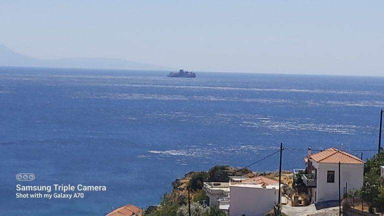 Σουλατσάρει ανενόχλητο κοντά στην Λέσβο το τουρκικό ερευνητικό Αμπντούλ Χαμίτ Χαν