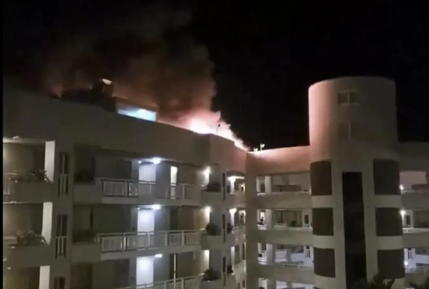 Αυστραλία: Ελικόπτερο συνετρίβη σε οροφή ξενοδοχείου (Video)