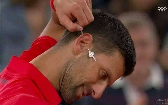 Απάντηση Τζόκοβιτς στην τελετή έναρξης των Ολυμπιακών Αγώνων – Έδειξε περήφανα σε όλο τον πλανήτη τον Ορθόδοξο Σταυρό που φορούσε