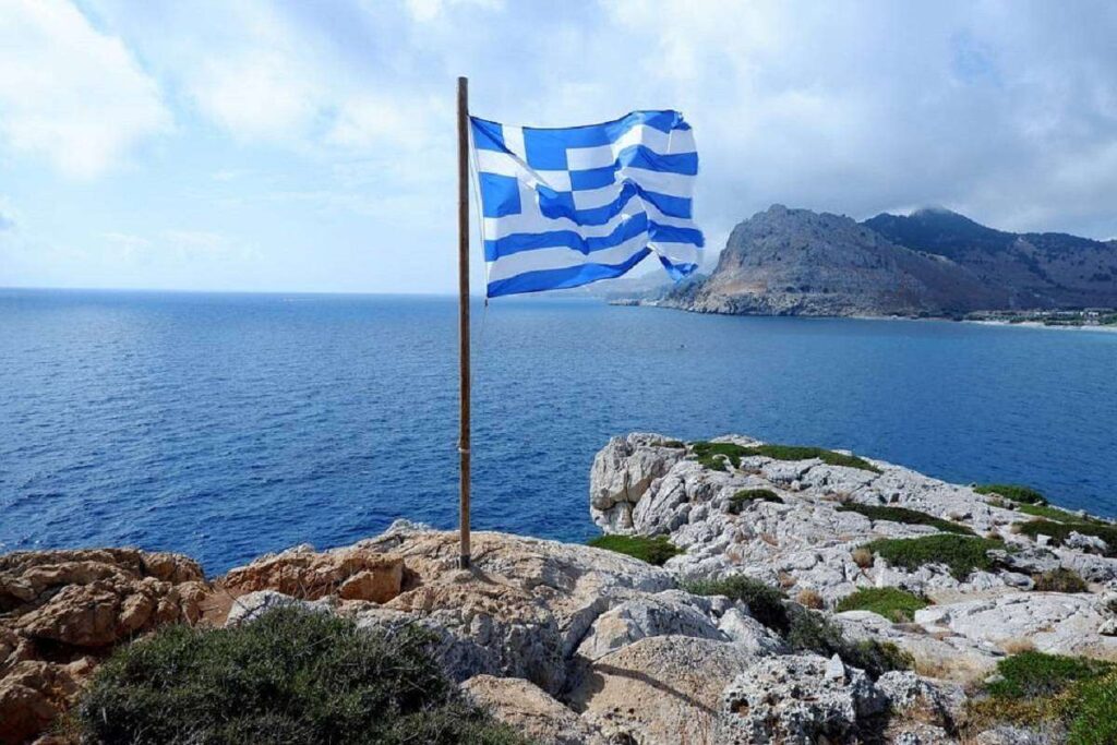 Καιρός: Υψηλές θερμοκρασίες και δυνατοί άνεμοι στο Αιγαίο