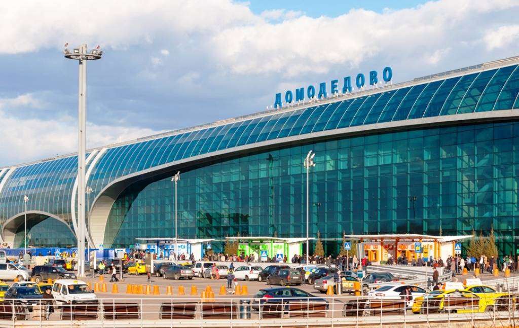 Επαναλειτουργούν τρία αεροδρόμια της Μόσχας μετά την εξουδετέρωση απόπειρας επίθεσης με drones