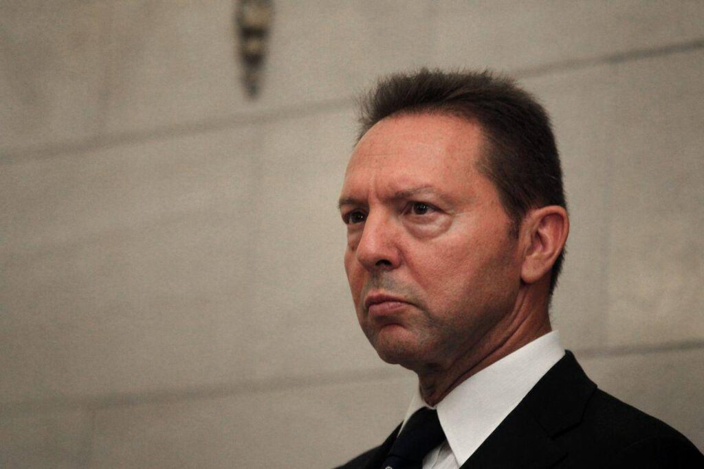 Ο Στουρνάρας και η σύγχρονη εκδοχή του «μαζί τα φάγαμε»