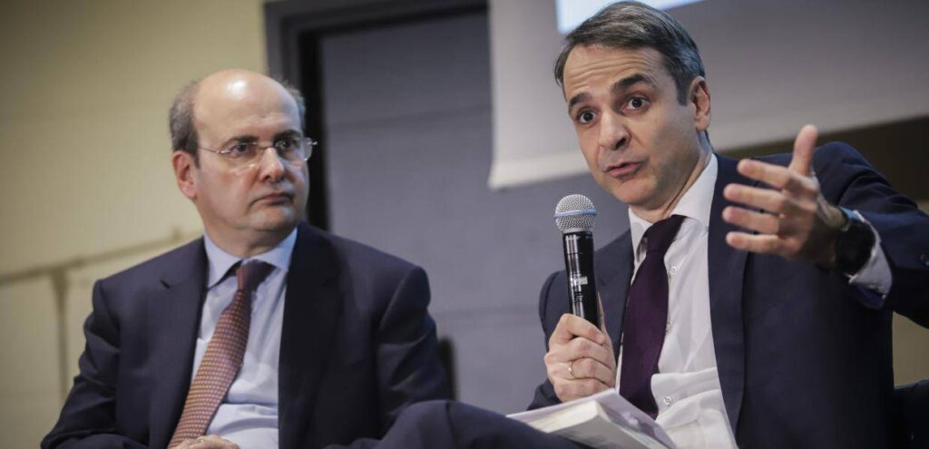 Χατζηδάκης: Δεν μπορώ να στέκομαι αδιάφορος όταν κάποιοι δηλώνουν εισόδημα 268 ευρώ το μήνα