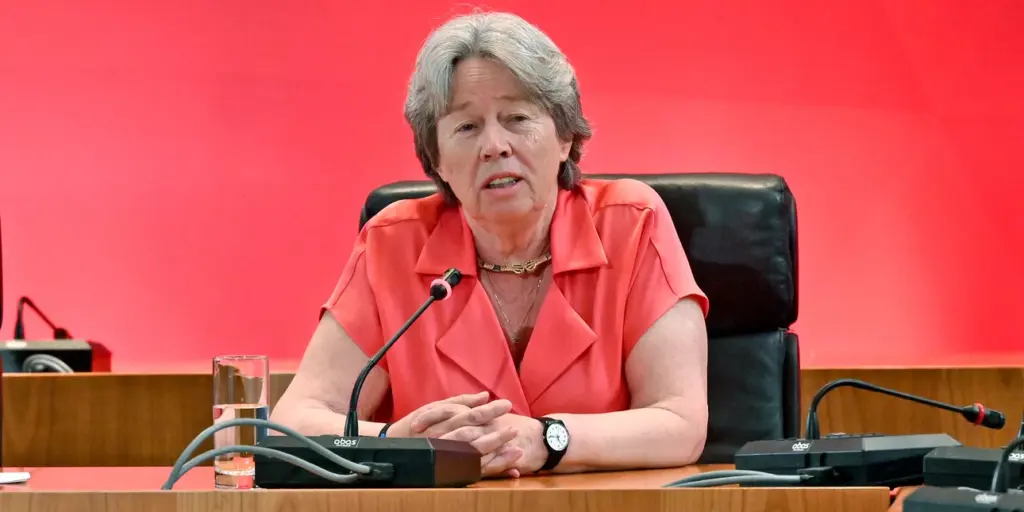 ΣΥΡΙΖΑ: Διαγράφεται η Αθηνά Λινού από την ΚΟ του κόμματος