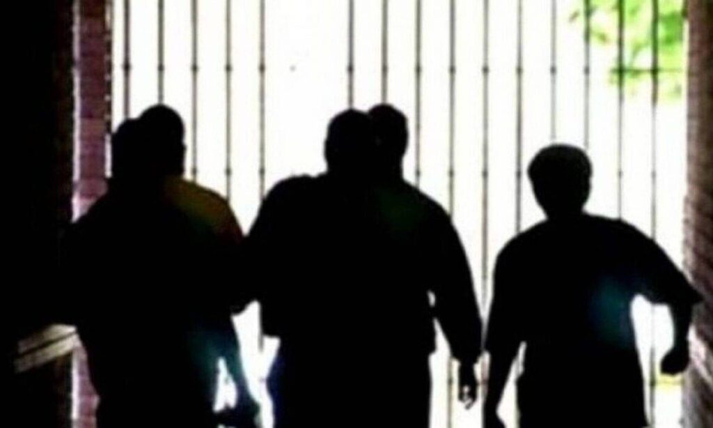 Θεσσαλονίκη: Ξυλοκόπησαν 17χρονο αναγκάζοντάς τον να παραδεχθεί υποτιθέμενο βιασμό 14χρονης