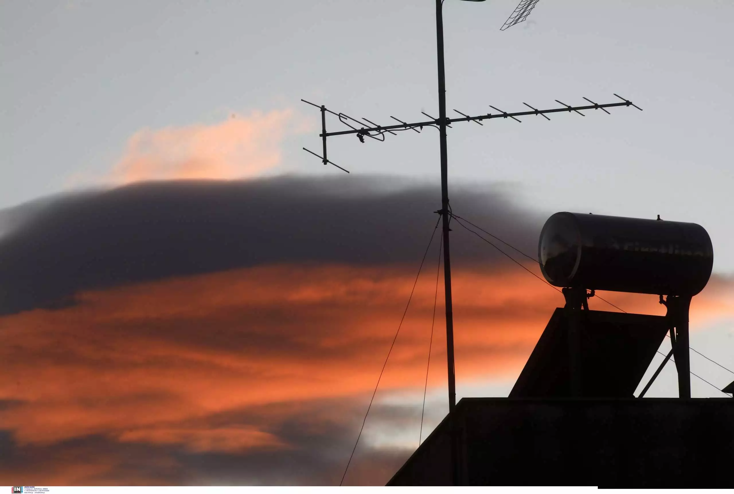 Νεκρός 46χρονος που έπεσε από την ταράτσα του σπιτιού του