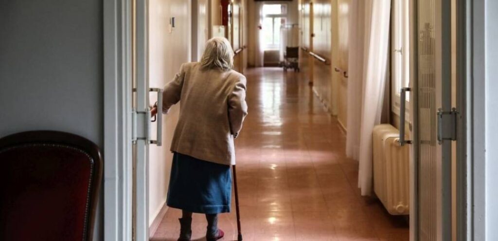 Καταγγελία απόπειρας βιασμού φροντίστριας από «ασυνόδευτο ανήλικο» σε Στέγη Ηλικιωμένων