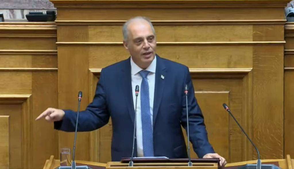 Κυριάκος Βελόπουλος: "Bαθιά νυχτωμένος ο Μητσοτάκης, βαθιά βουτηγμένη στη διαφθορά η Κυβέρνηση"