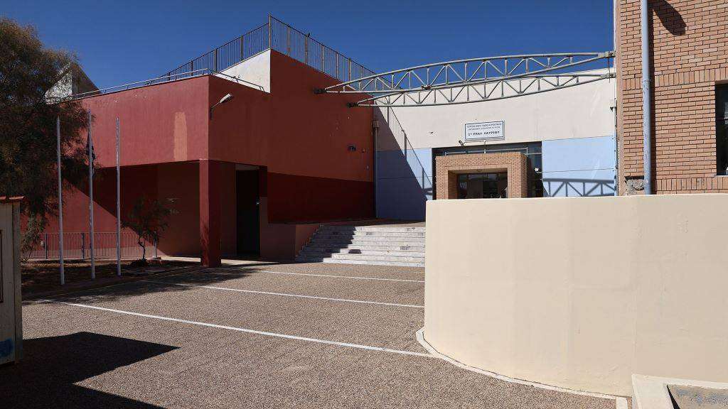 Λαύριο: Ελεύθεροι αφέθηκαν οι 13 ανήλικοι για την αιματηρή συμπλοκή σε ΕΠΑΛ