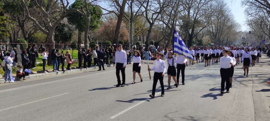 28η Οκτωβρίου: Τι καιρό θα κάνει το τριήμερο – Η πρόγνωση για τις επόμενες ημέρες
