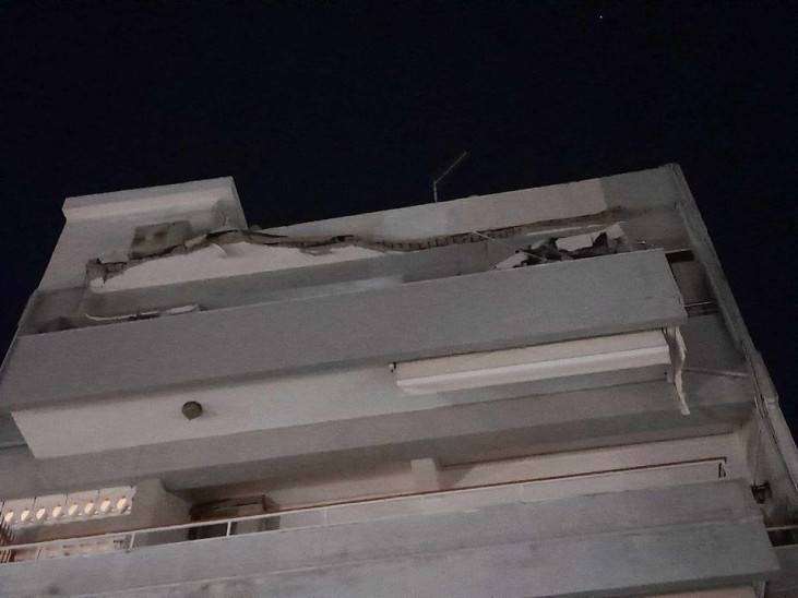 Έπεσε μπαλκόνι δευτέρου ορόφου πολυκατοικίας στο Ηράκλειο Κρήτης – Από θαύμα δεν υπήρξαν θύματα